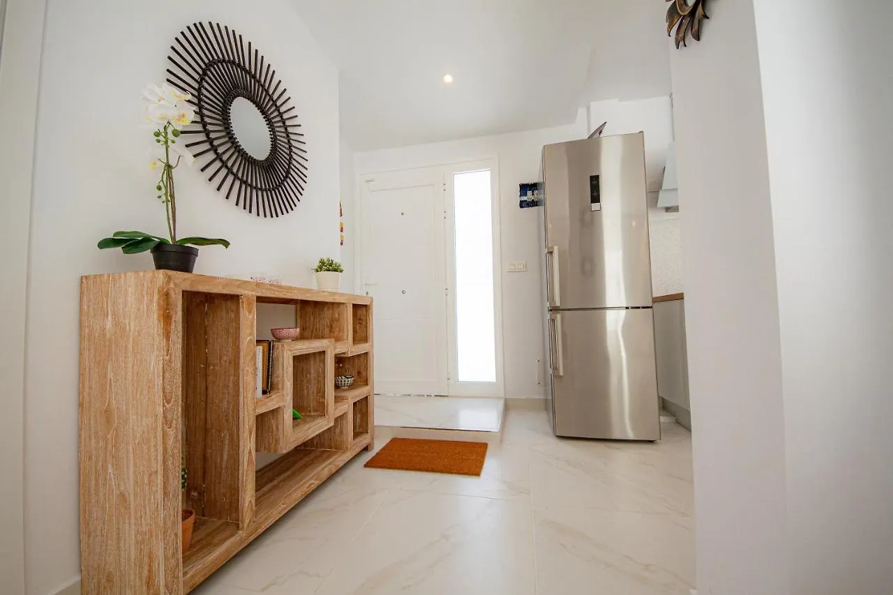 Сasa de vacaciones Green Point 3 Bed Holiday House Arona