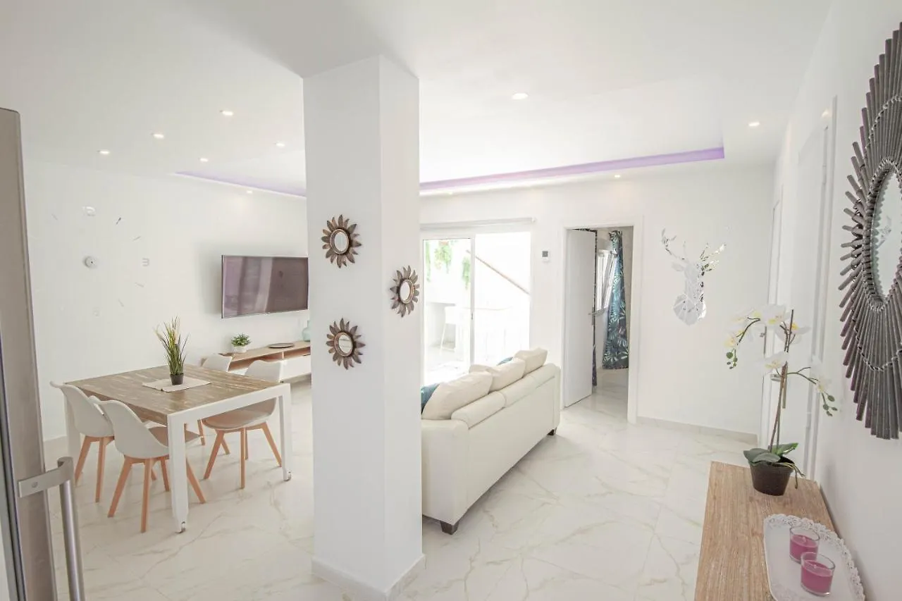 Green Point 3 Bed Holiday House Arona  0*, Arona (Tenerife)